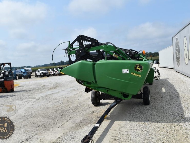 2014-john-deere-630fd-image-14