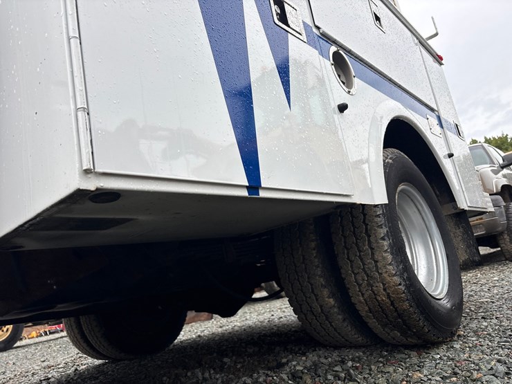 1997-chevrolet-3500-image-17
