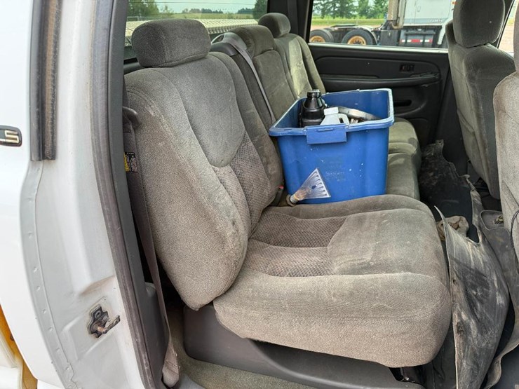 chevrolet-3500-image-36