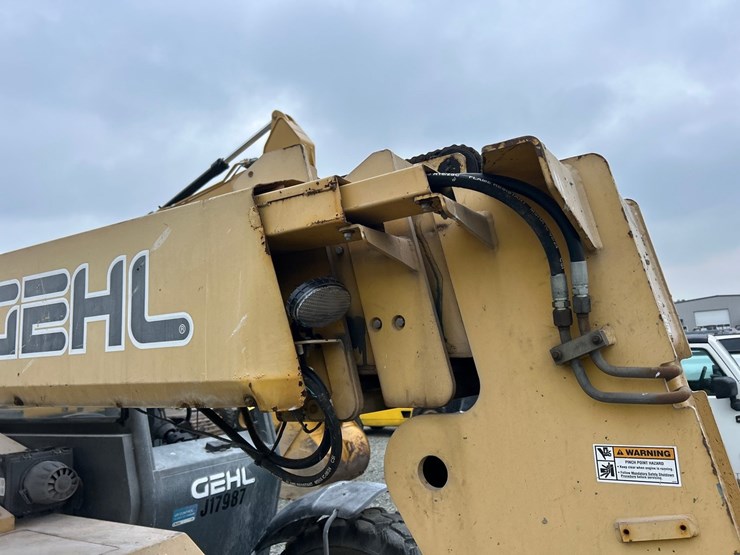 2017-gehl-rs8-42-image-16