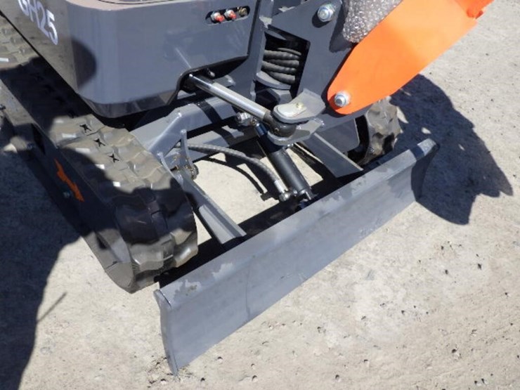 2026-aboss-gh25-hydraulic-excavator-image-10