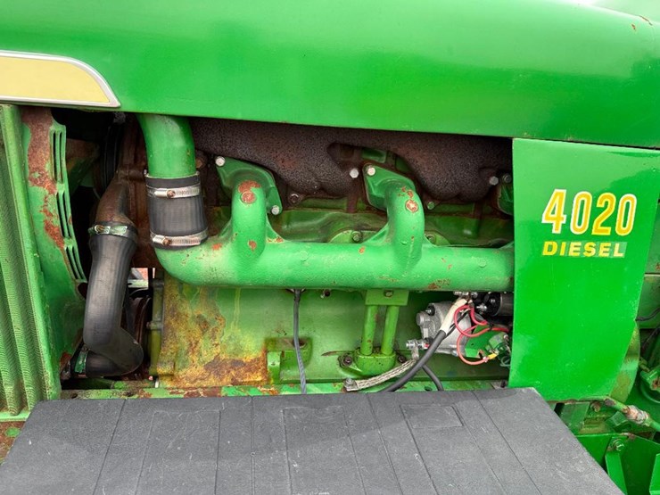 john-deere-4020-image-21