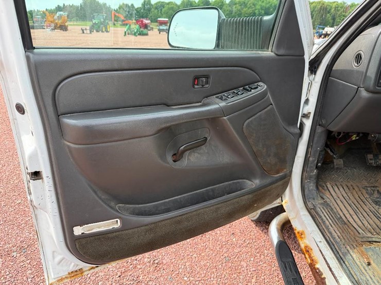 chevrolet-3500-image-48