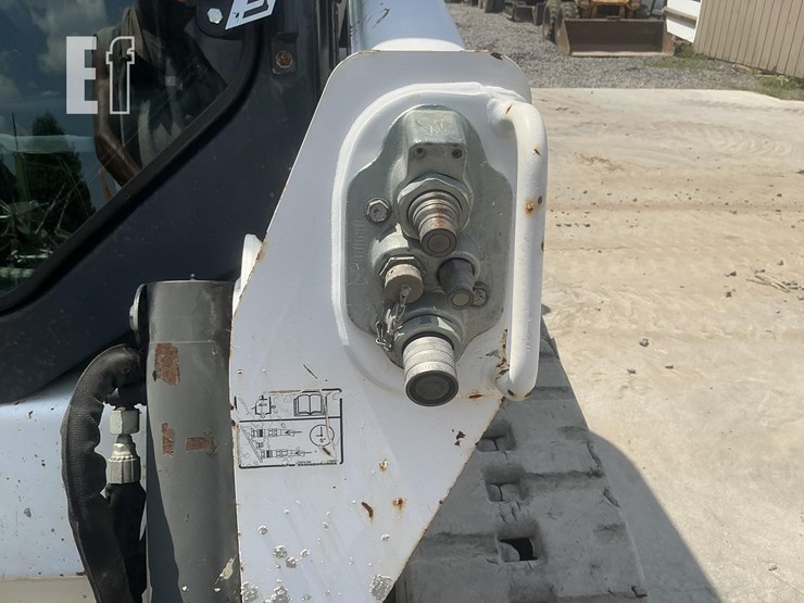 2019-bobcat-t550-image-13
