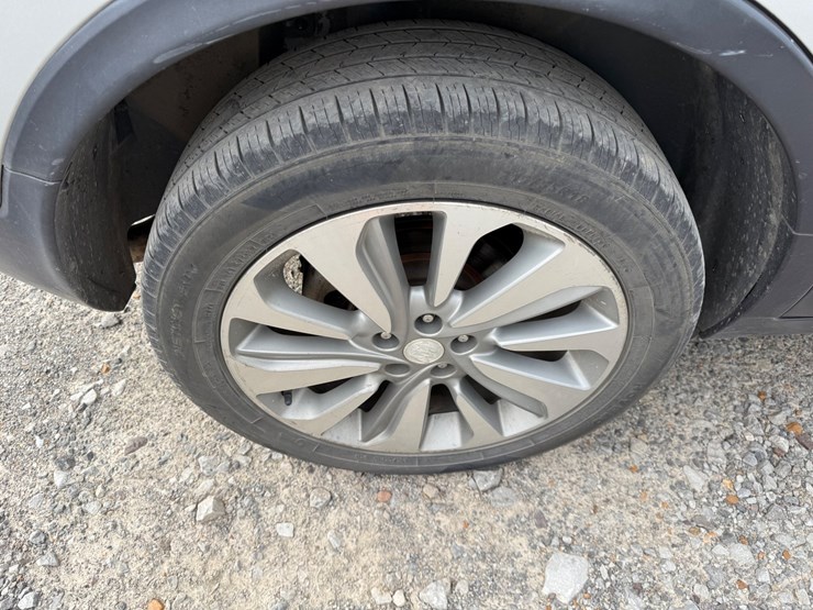 2018-buick-encore-image-12