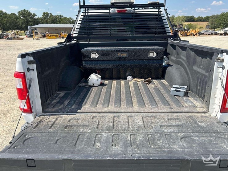 2021-ford-f150-image-22