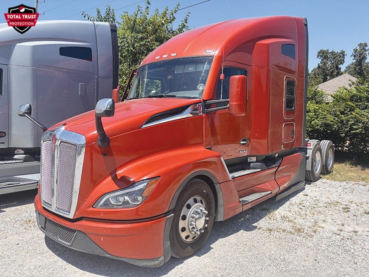 2023-kenworth-t680-image-1
