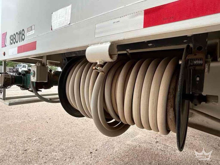 2019-safe-arm-pilot-thomas-logistics-t/a-dual-fuel-wall-fuel-station-image-19