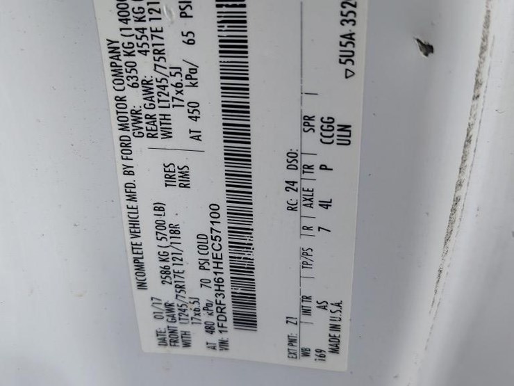 2017-ford-f350-image-9