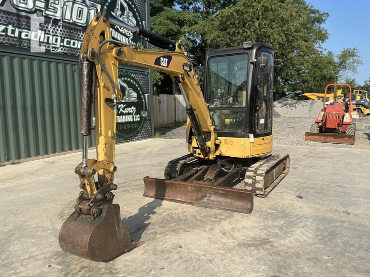 2010-caterpillar-303.5c-cr-image-8