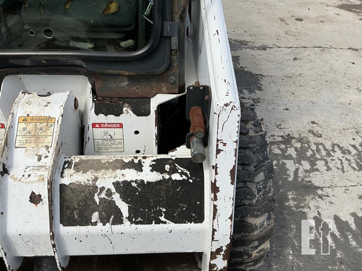 2002-bobcat-753-image-11