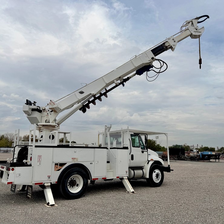2012 INTERNATIONAL DURASTAR 4300