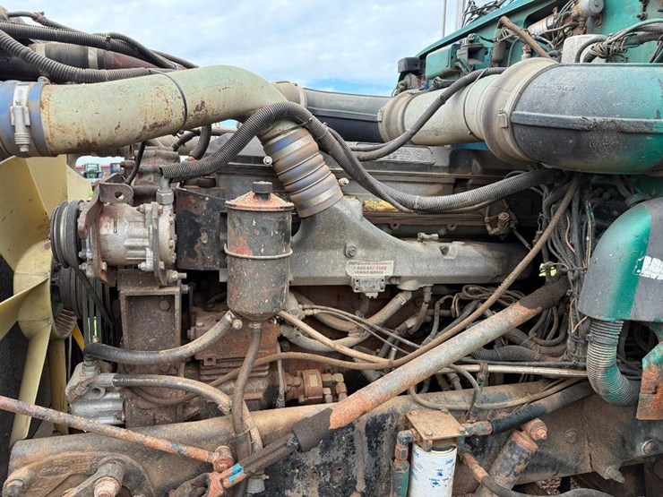 1996-peterbilt-378-image-44