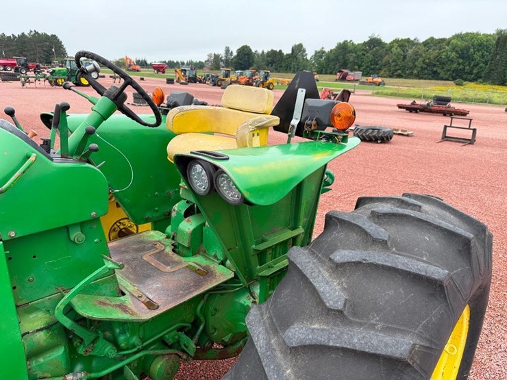 john-deere-4020-image-28