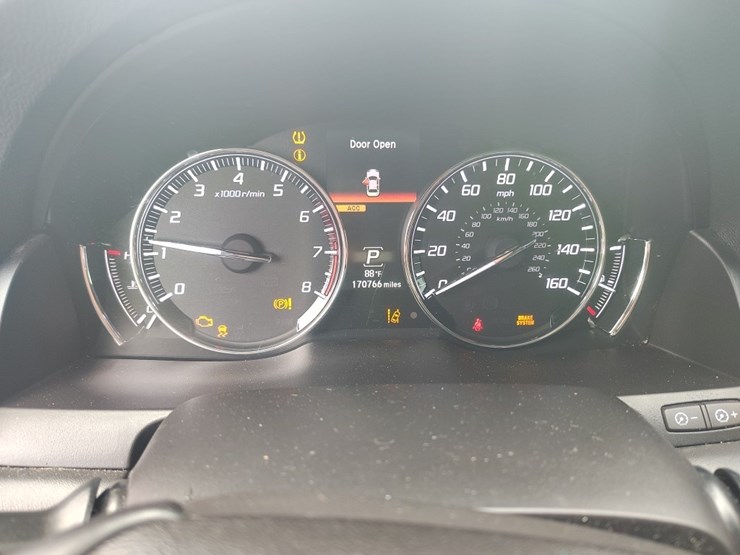 2016-acura-rlx-runs/moves-w/tech-image-8