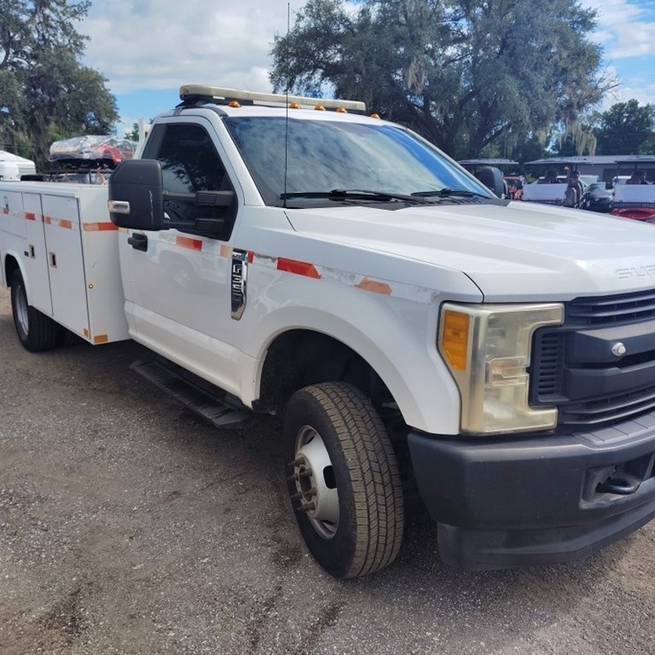 2017 FORD F350