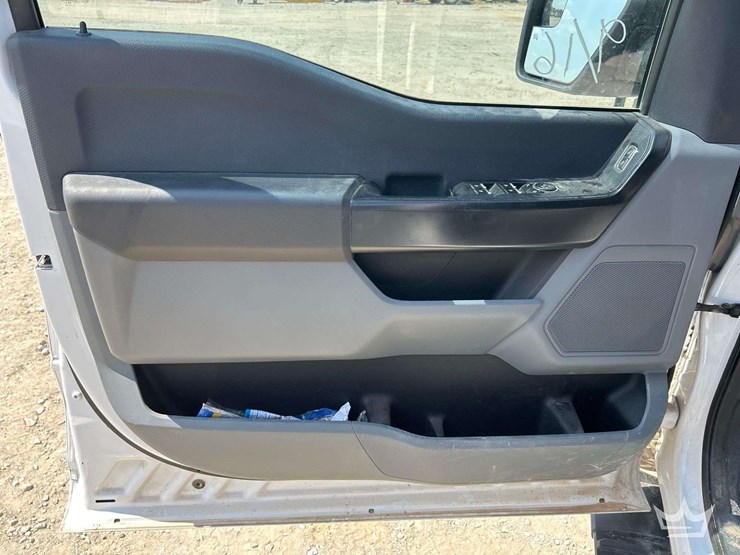 2021-ford-f150-image-11