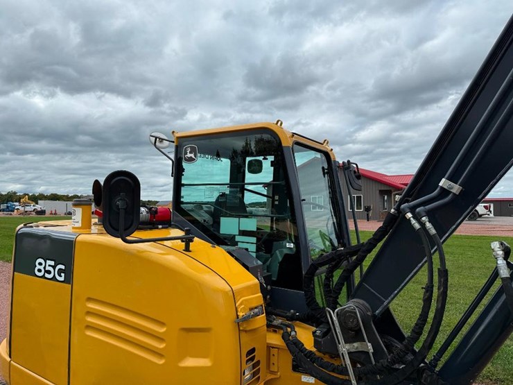 deere-85g-image-19