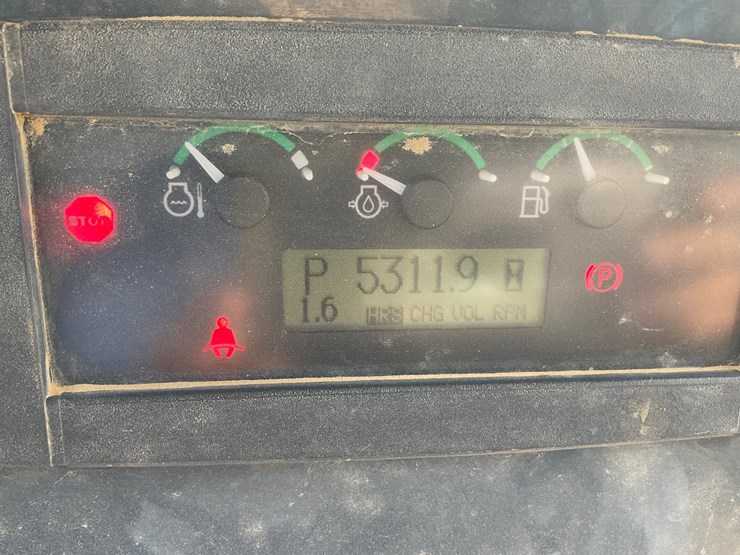 2012-deere-650j-image-21