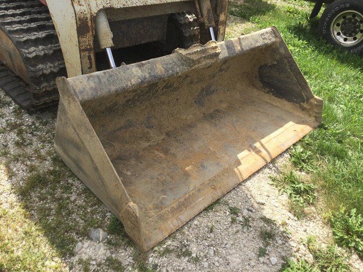 2009-takeuchi-tl240-image-4