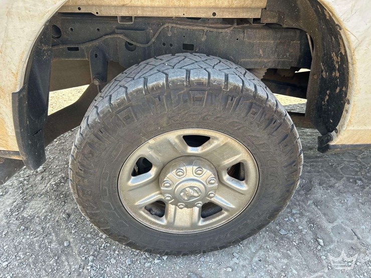 2022-dodge-2500-image-29