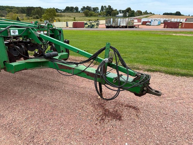 john-deere-2700-image-17
