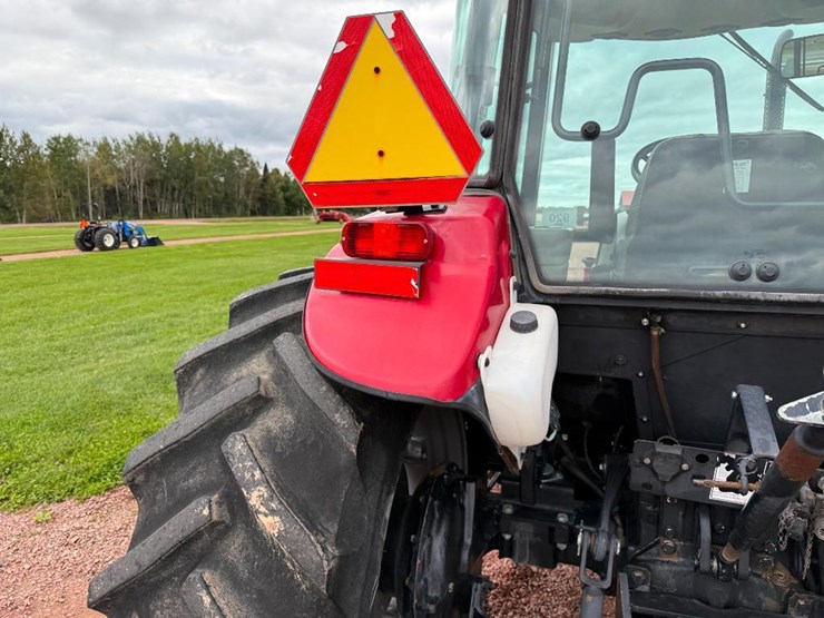 case-ih-farmall-95-image-22