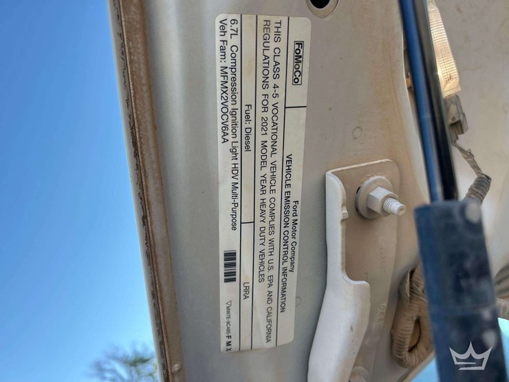 2021-ford-f450-image-10