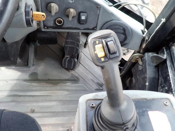 2011-caterpillar-930h-image-19