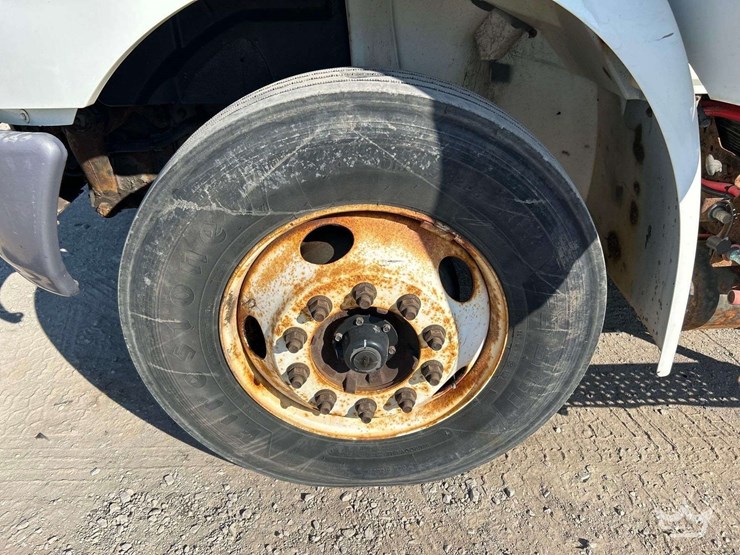 2014-international-durastar-4300-image-19