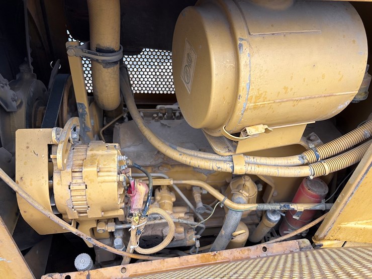 1996-caterpillar-d5m-image-34