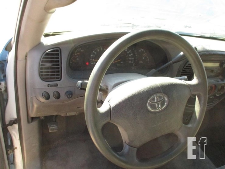 2003-toyota-tundra-image-9