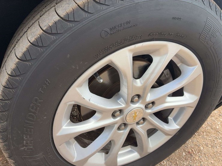 2019-chevrolet-equinox-lt-image-40