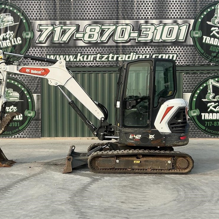 2023 BOBCAT E42R2