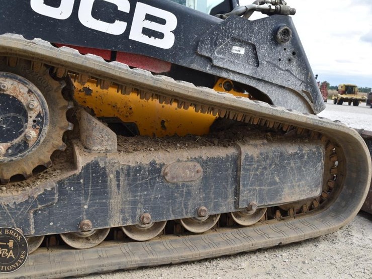2021-jcb-270t-image-32