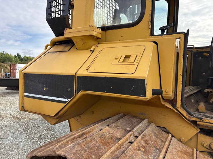 caterpillar-d5m-lgp-image-15