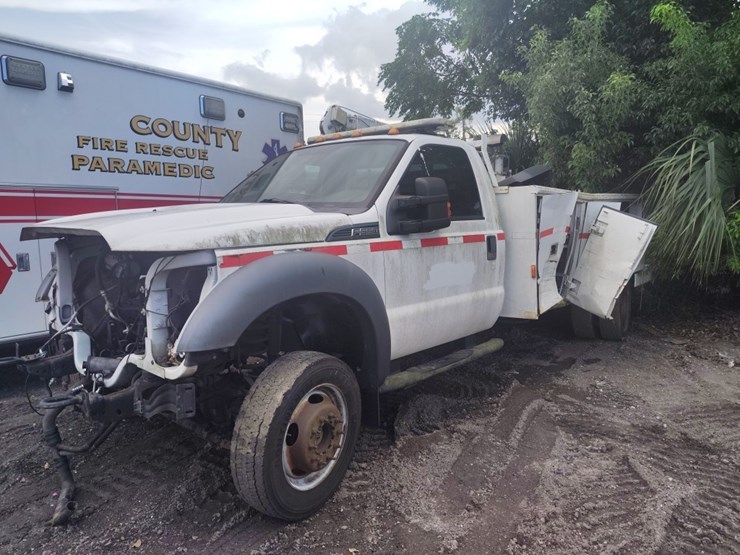 2016-ford-f550-image-3