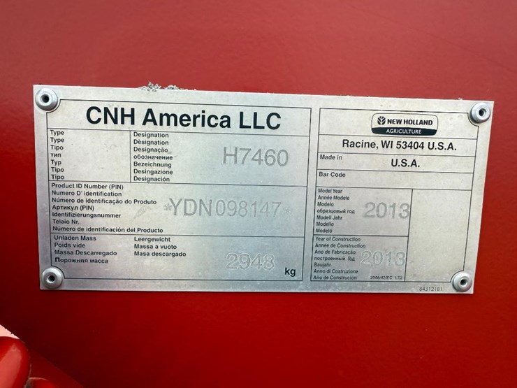 2013-new-holland-h7460-image-35