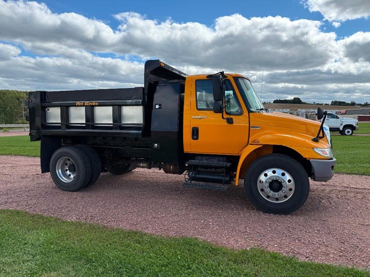 international-durastar-4300-image-3