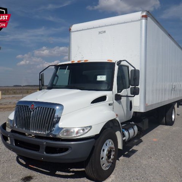 2020 INTERNATIONAL DURASTAR 4300
