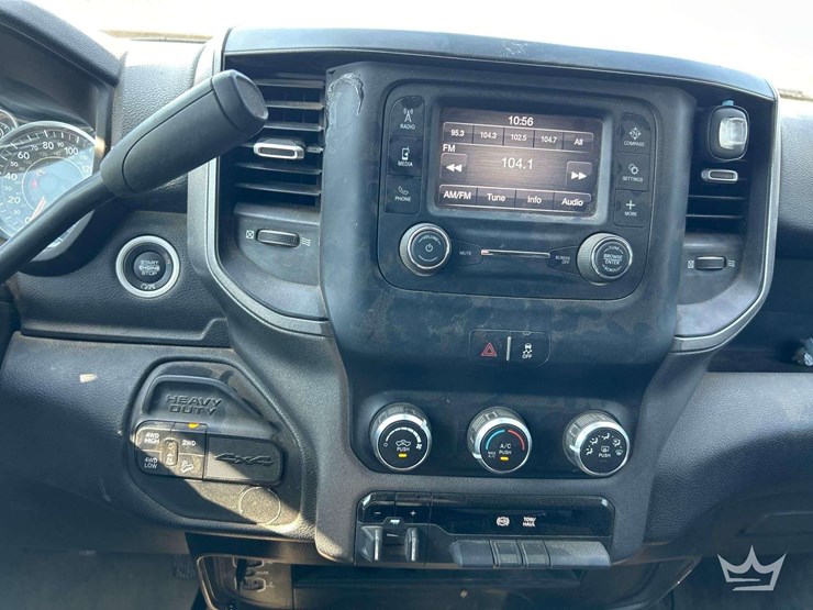 2022-dodge-2500-image-17