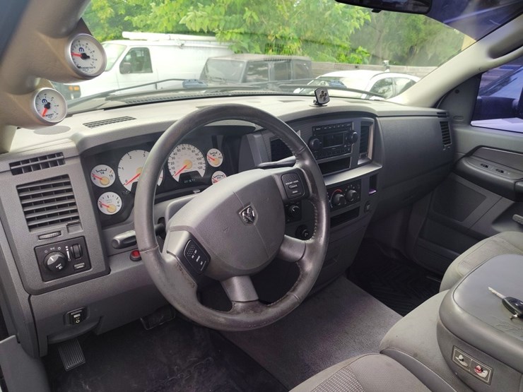 2006-dodge-ram-2500-image-7