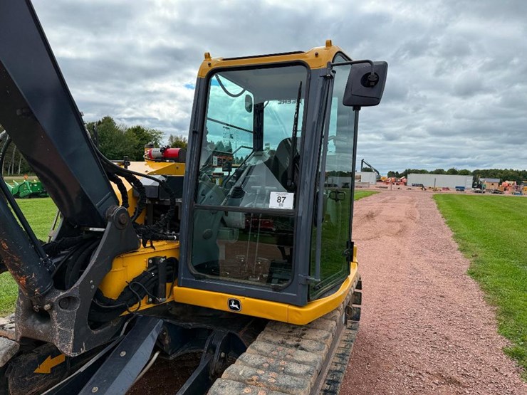 deere-85g-image-24
