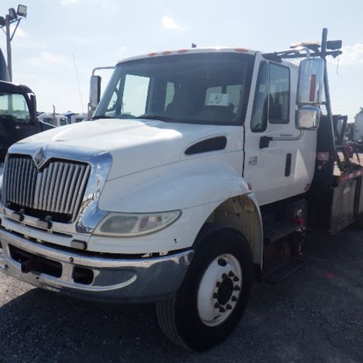 2006 INTERNATIONAL DURASTAR 4400