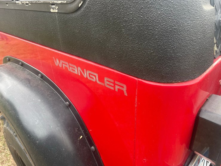 1993-jeep-wrangler-image-6