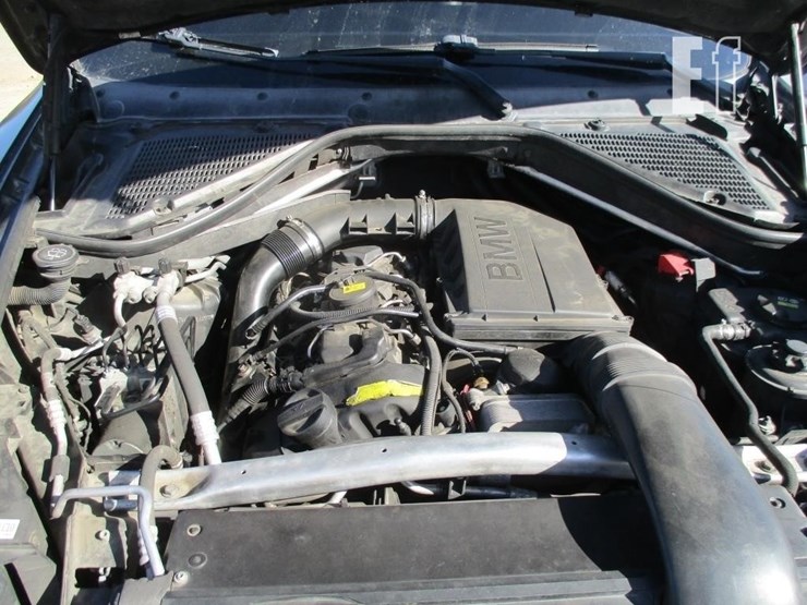 2011-bmw-x5-image-10