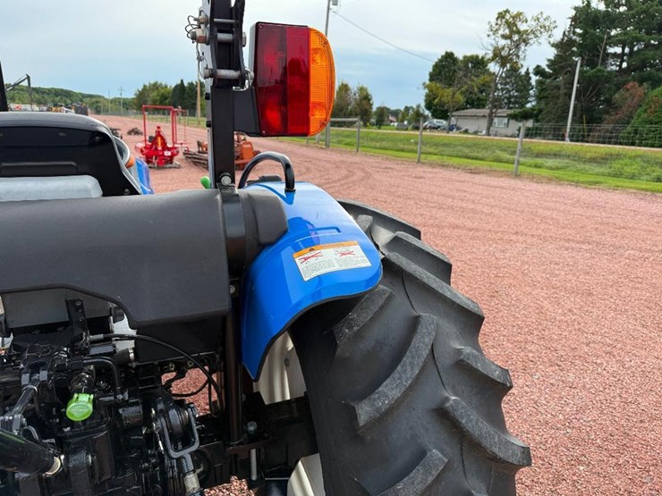new-holland-tn60a-image-26