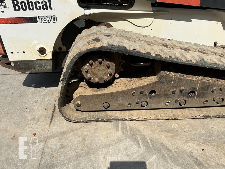 2016-bobcat-t870-image-10