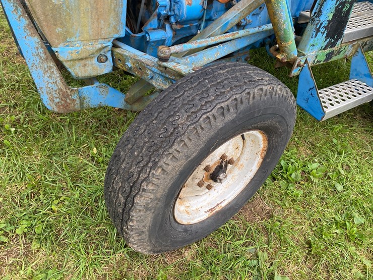 ford-3600-image-13