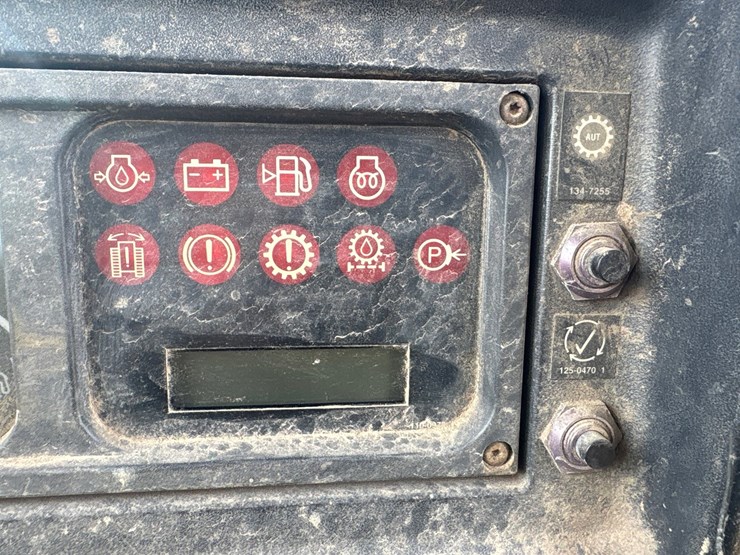 caterpillar-d5m-lgp-image-52